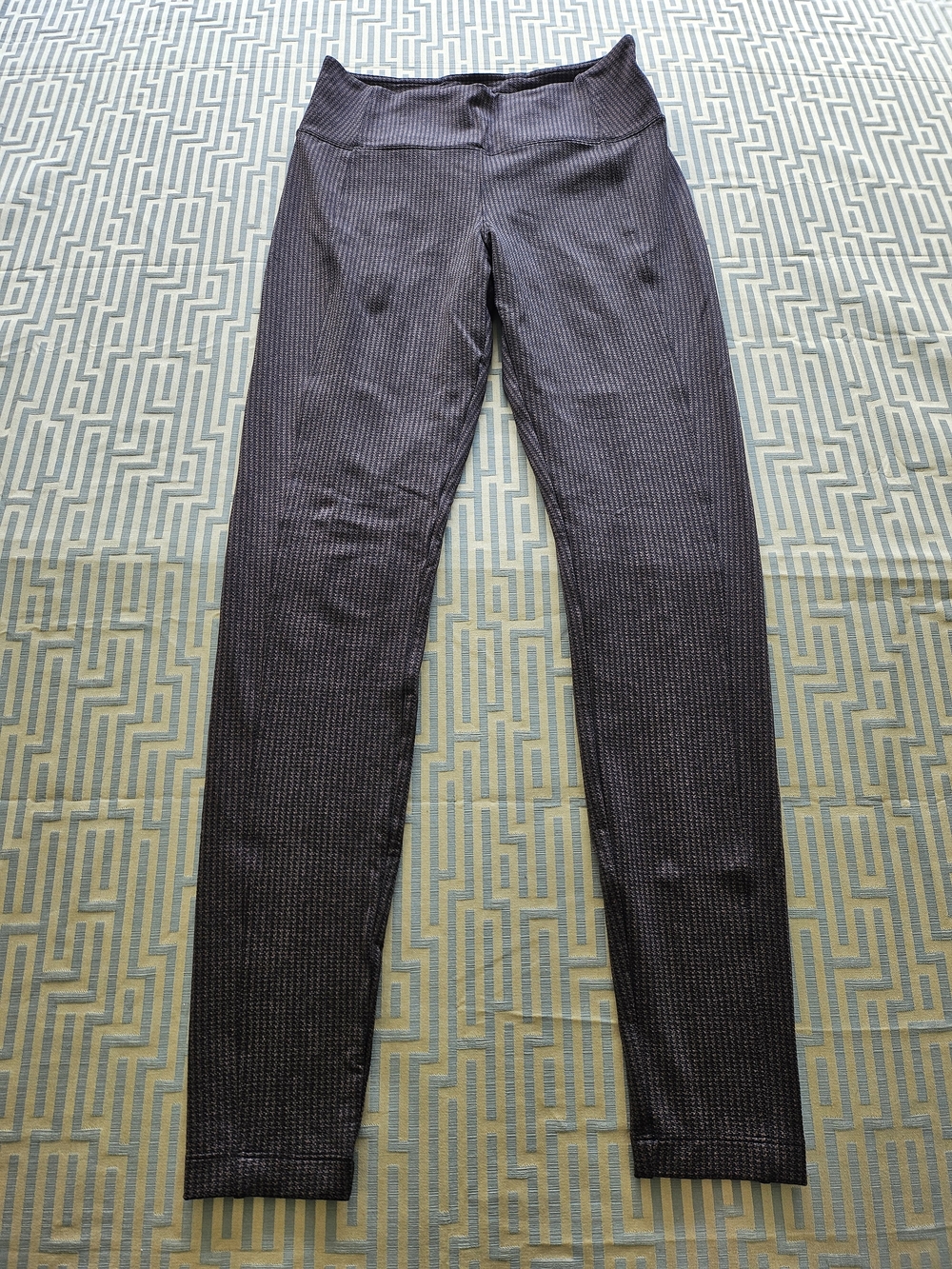 Athleta Delancey Hounds Tooth Tight leggings